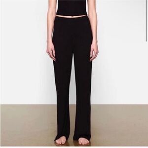 Skims NWT Soft Ribbed Lounge Pant in Onyx Size XS